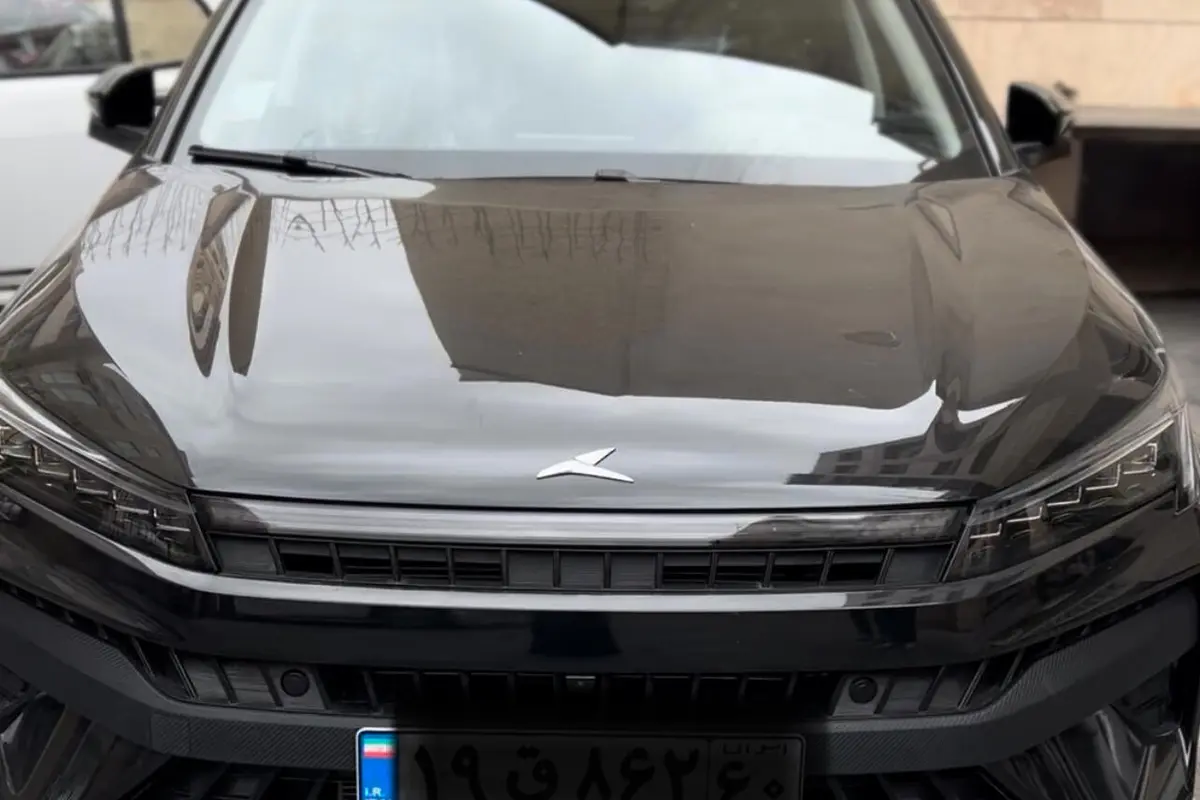 کی ام سی،  J7