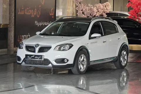 برلیانس، کراس