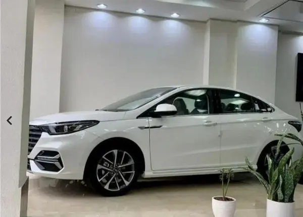 فونیکس، آریزو 6 جی تی (Z6 GT)