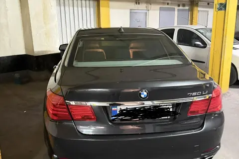 ب ام و، سری 7
