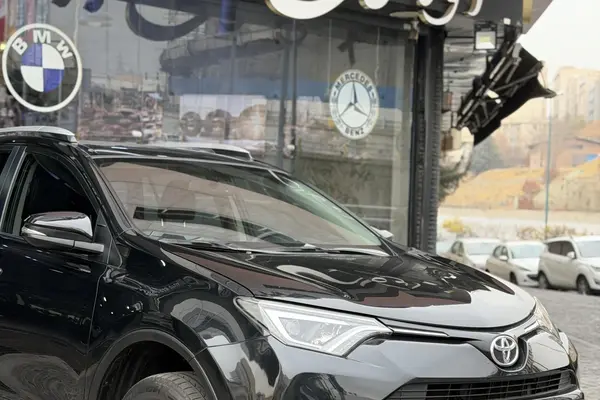 تویوتا، راوفور