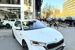 اشکودا، اوکتاویا پرو