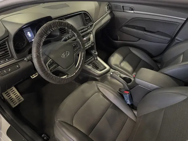 هیوندای، النترا