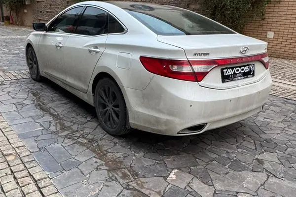 هیوندای، آزرا (گرنجور)