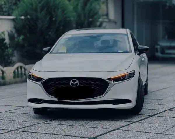 مزدا، 3 وارداتی