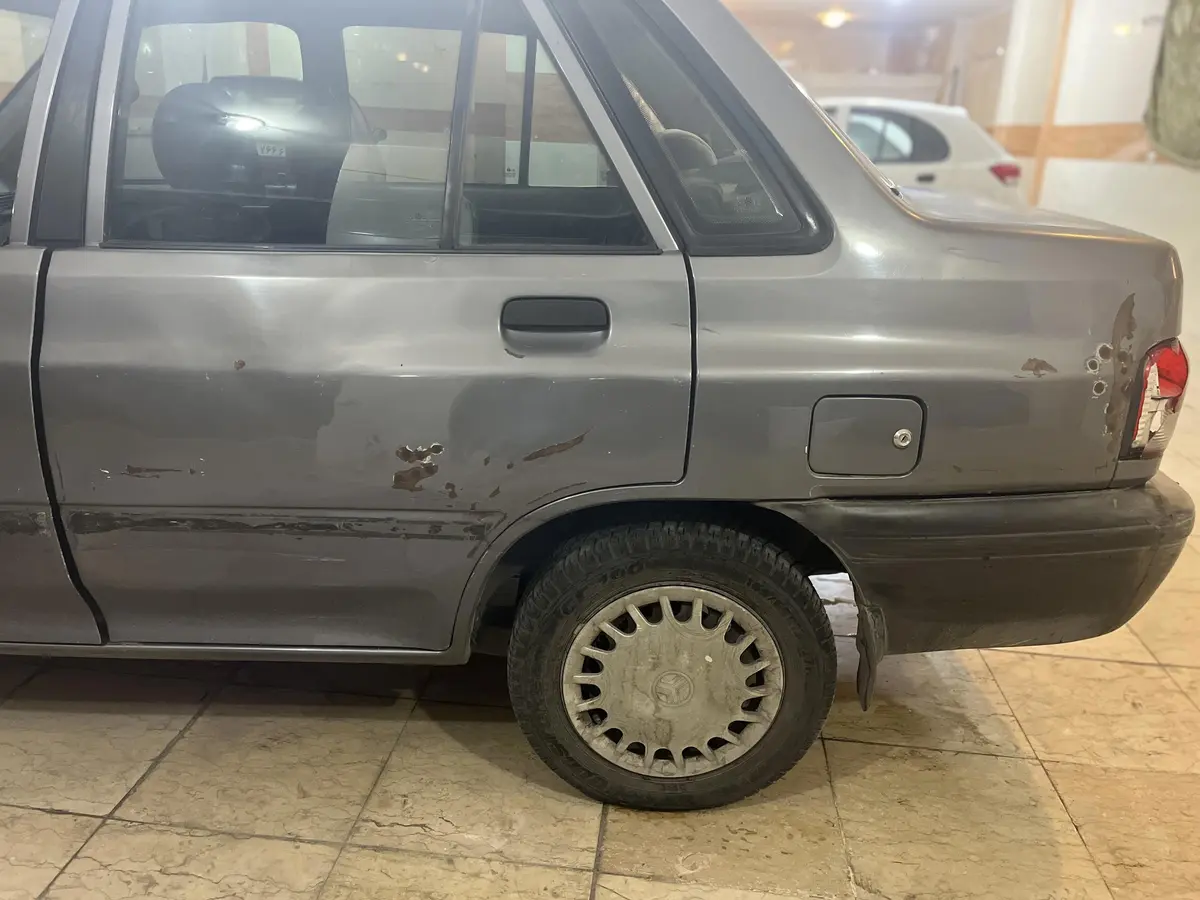 پراید،  صندوق دار
