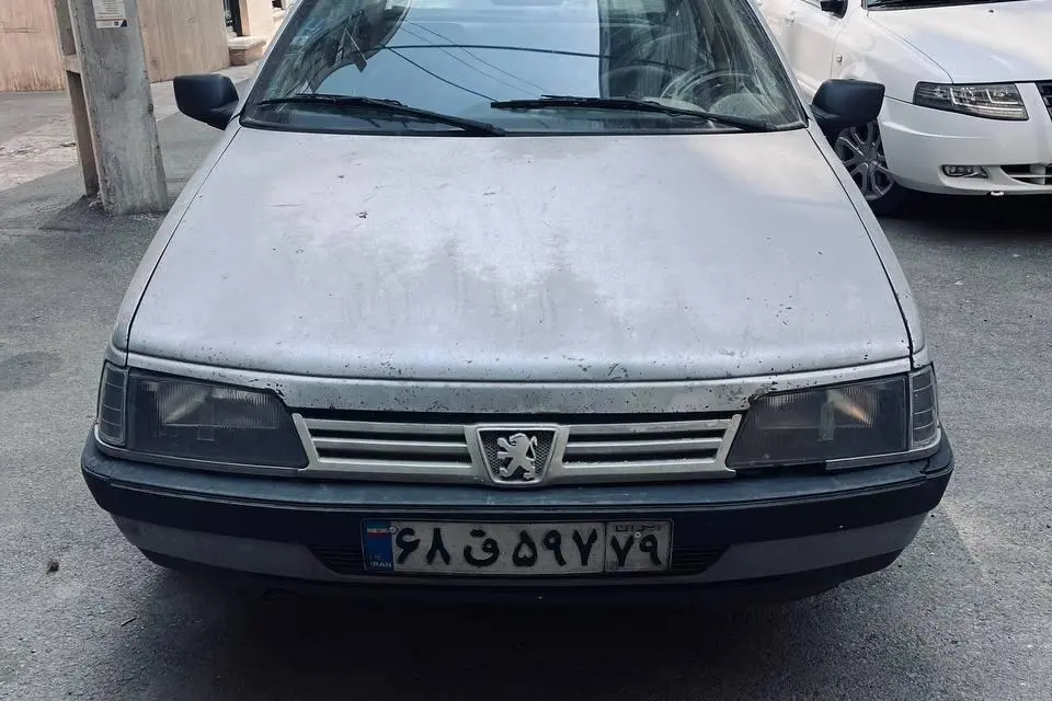 پژو،  405