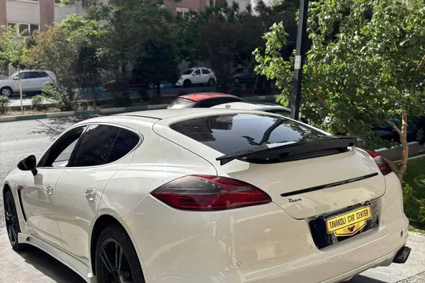 پورشه، پانامرا