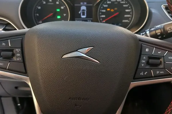 کی ام سی  SR3
