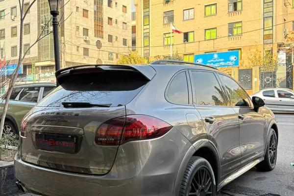 پورشه، کاین