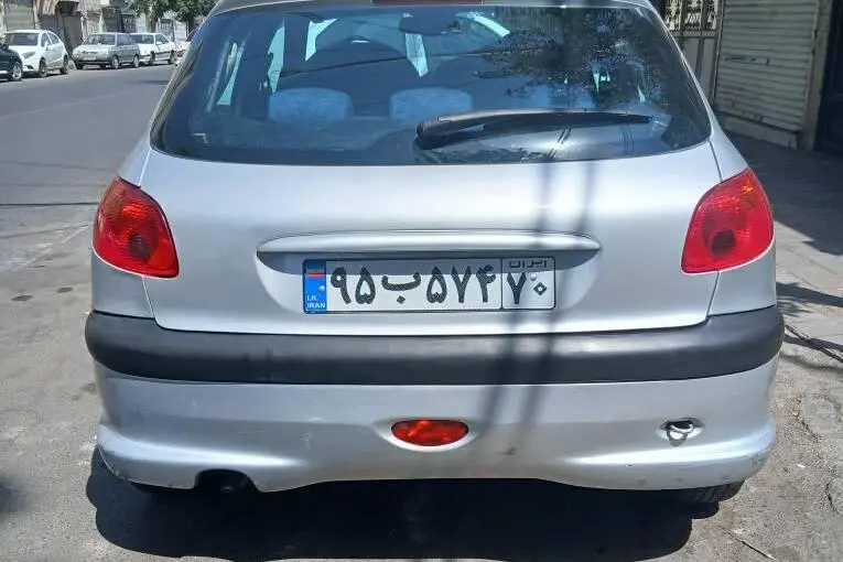 پژو،  206