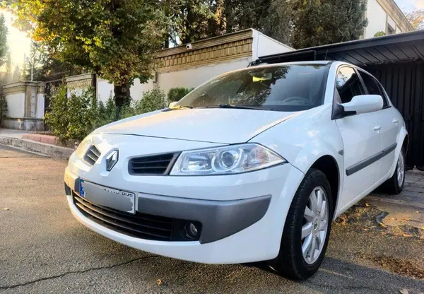 رنو، مگان (مونتاژ)