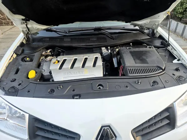 رنو، مگان (مونتاژ)