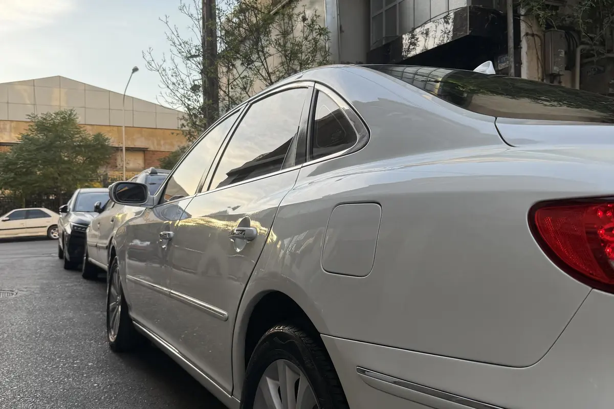 هیوندای،  آزرا (گرنجور)