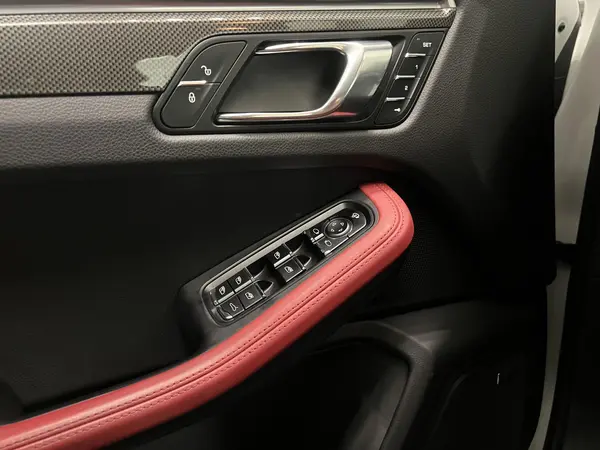 پورشه، ماکان