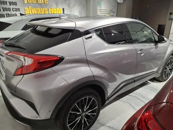 تویوتا، C-HR