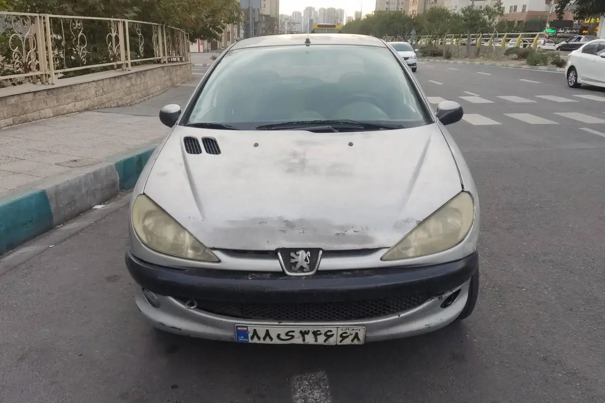 پژو،  206