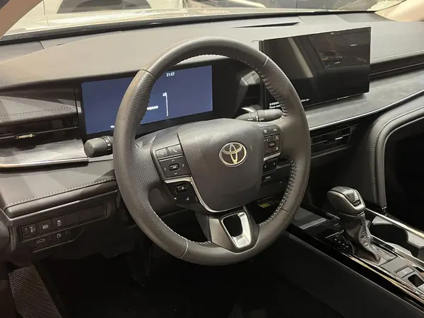 تویوتا، کمری هیبرید