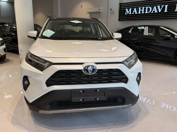 تویوتا، راوفور هیبرید