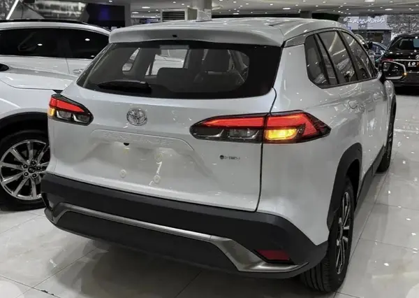 تویوتا، فرانت لندر هیبرید