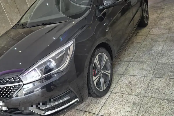 چری، آریزو 5T