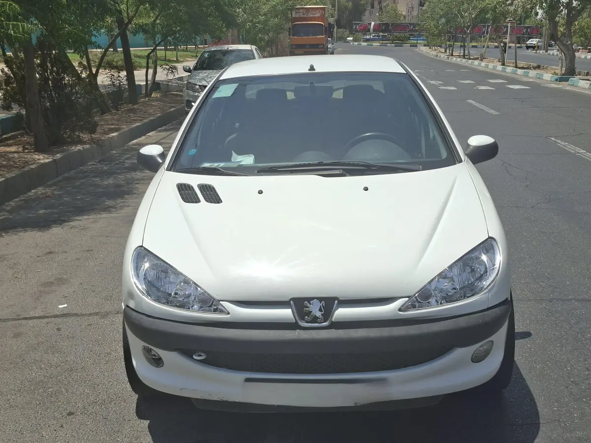 پژو  206 SD
