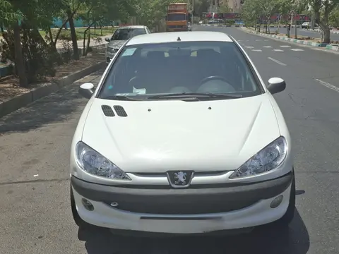 پژو، 206 SD