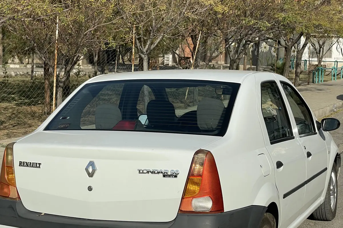 رنو،  تندر 90