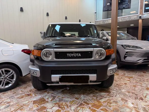 تویوتا، اف جی کروز