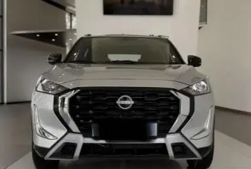 نیسان،  مگنایت