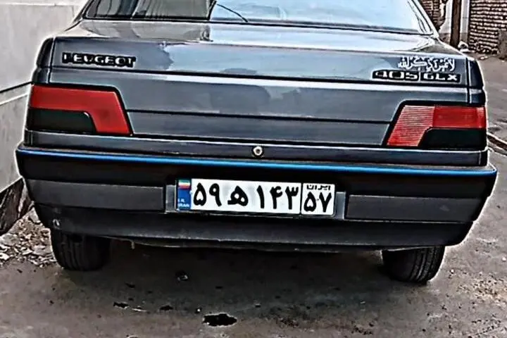 پژو،  405