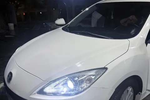 مزدا، 3 نیو صندوق دار
