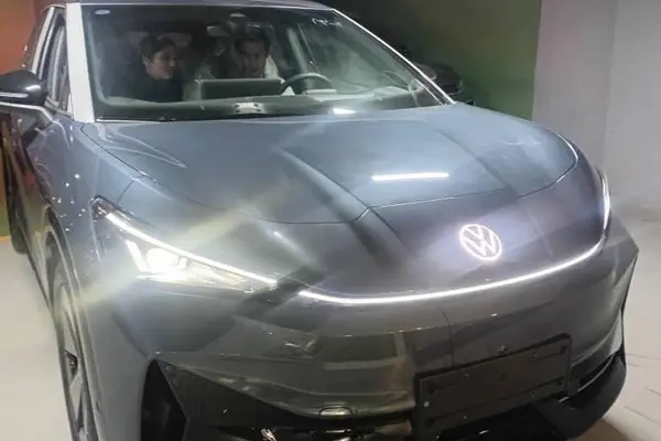 فولکس، آی دی یونیکس