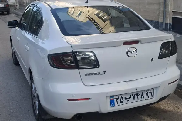 مزدا  3 قدیم