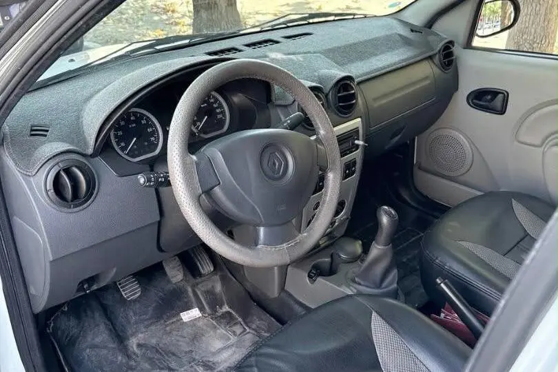 رنو،  تندر 90
