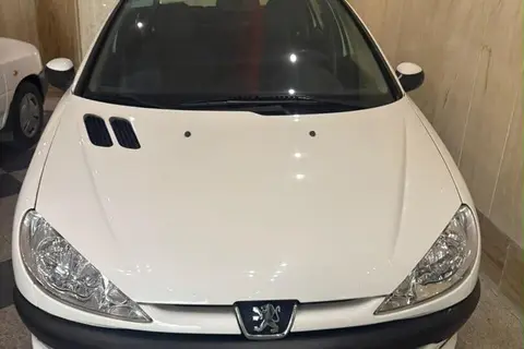 پژو، 206 SD