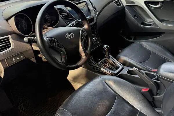 هیوندای  النترا