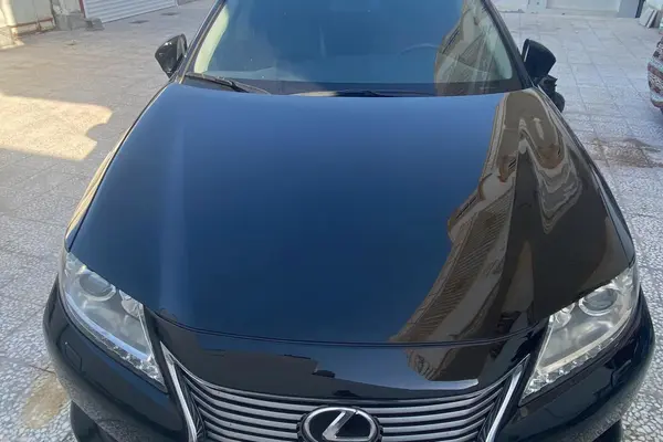 لکسوس  ES
