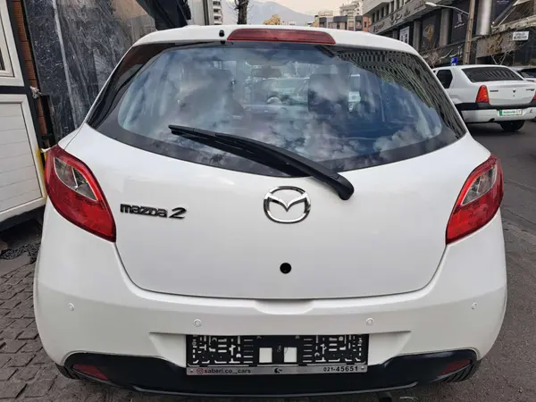 مزدا، 2 هاچ بک