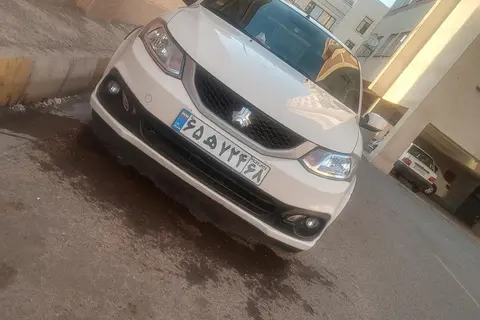 ساینا، S