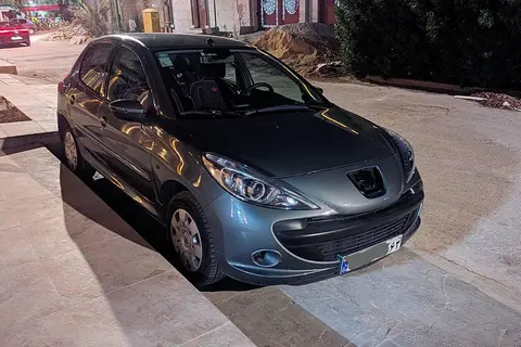 پژو، 207