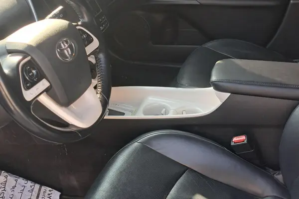 تویوتا، پریوس