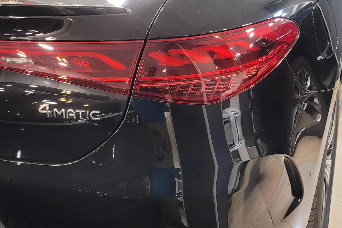 بنز،  EQE Sedan