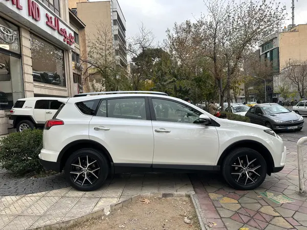 تویوتا، راوفور