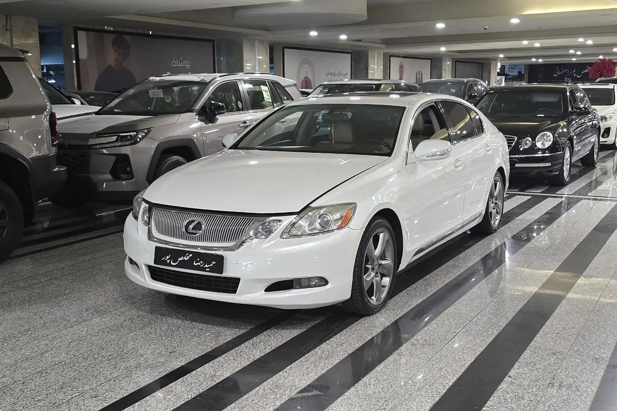 لکسوس،  GS