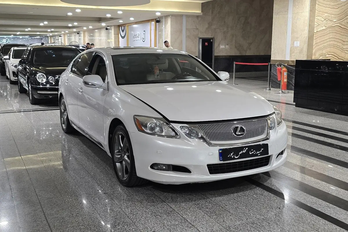 لکسوس،  GS