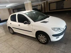 پژو، 206