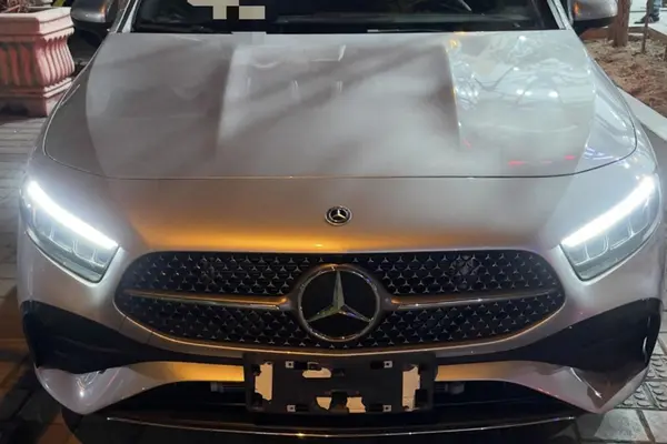 بنز، کلاس A سدان