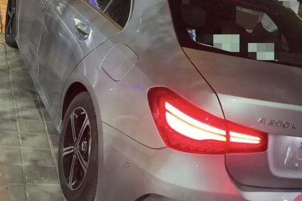 بنز، کلاس A سدان