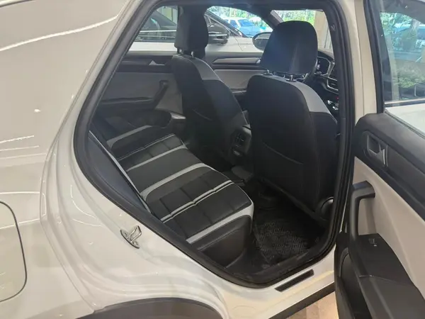 فولکس، تی راک